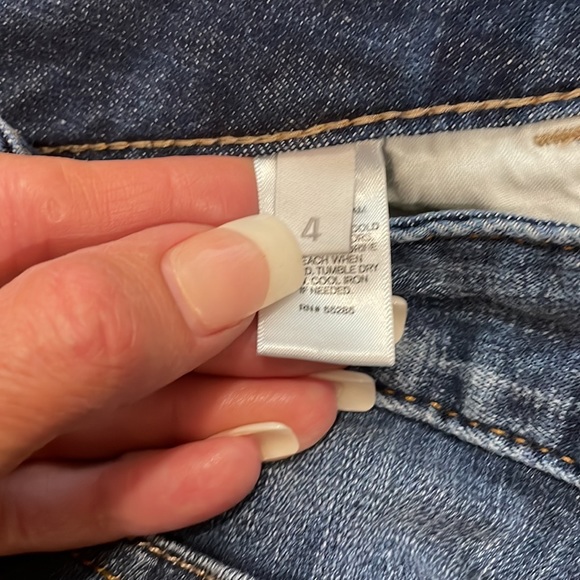 Express Jean Shorts - Picture 4 of 5